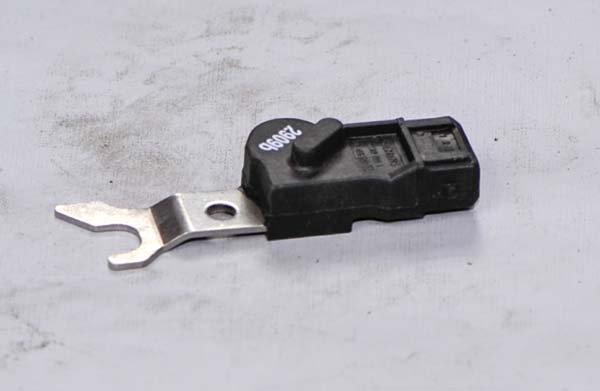 VECTRA B EKSANTİRİK DEVİR SENSÖRÜ